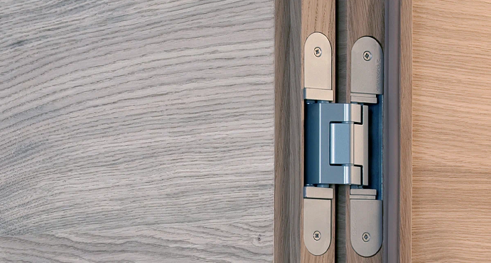 Двери со скрытыми петлями: достоинства и установка