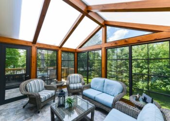 Тераса без кордонів: насолоджуйтесь природою з розсувними панорамними вікнами