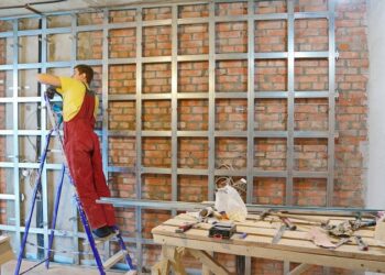 Обшивка стен ГКЛ листами: что нужно и ключевые правила