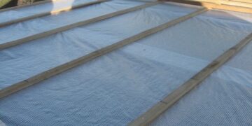 Гидробарьер для крыши: основные требования и установка