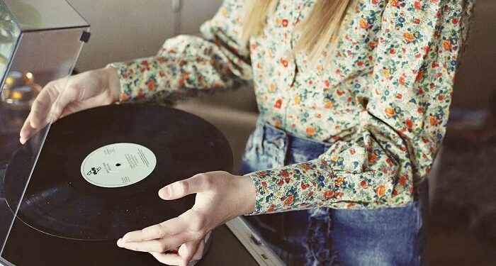Как выбирать проигрыватель винила: его характеристики и достоинства