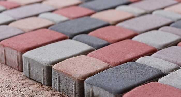 Плитка Старый город: основные достоинства и правила укладки