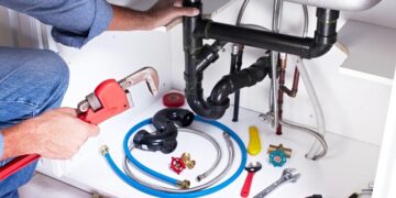 Как вызвать сантехника в Киеве и выполнить ремонт ванной комнаты