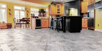 Лінолеум для кухні: види, характеристики та рекомендації щодо вибору