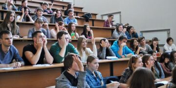 Важливість освіти в Україні: вплив на культурний та економічний розвиток