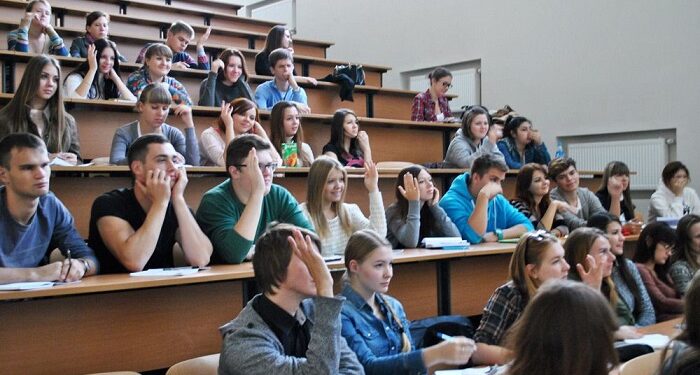 Важливість освіти в Україні: вплив на культурний та економічний розвиток