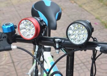 Фари на велосипед: основні види, як обирати та поради