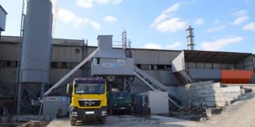 Як здійснюють доставку бетону