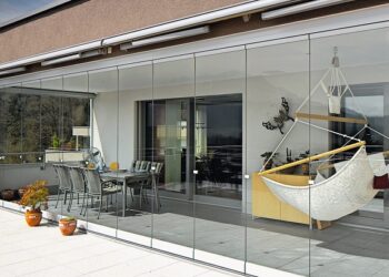 Безрамне скло на панораму: основні особливості, переваги та встановка