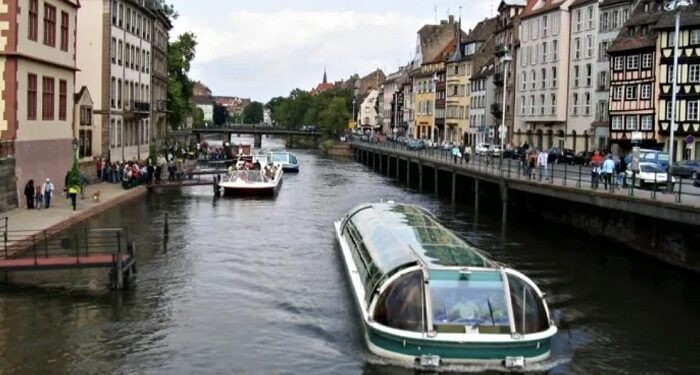 Sailing Serenity: the best destinations for a boating adventure