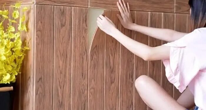 Преимущества и способы использования самоклеящихся панелей для оформления стен