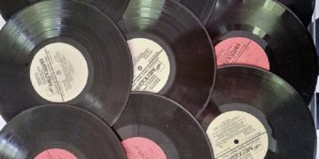 Вініл: класика, що звучить по-новому